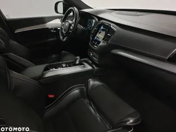 Car image 40