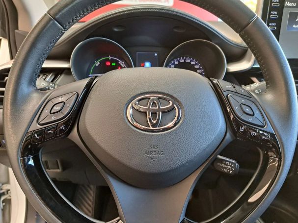 Toyota C-HR 90 kW image number 28