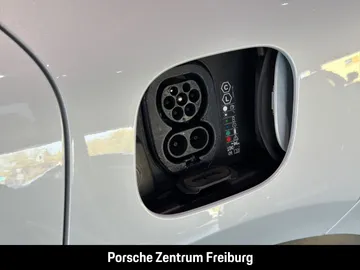 Car image 35