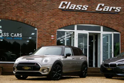 Car image 27