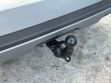 Car image 42
