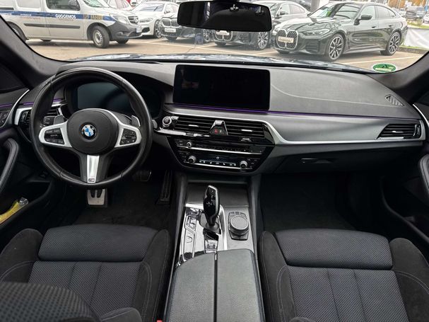 BMW 530 Touring xDrive 215 kW image number 21