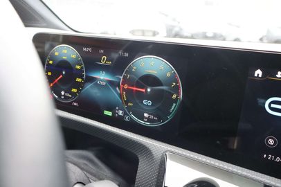 Car image 37