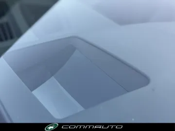 Car image 39