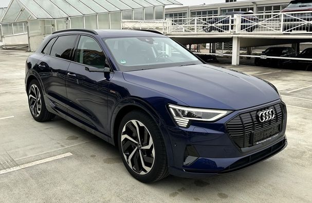 Audi e-tron 55 quattro Advanced 300 kW image number 2