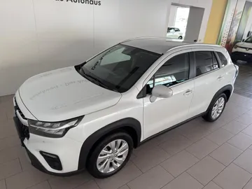 Car image 16