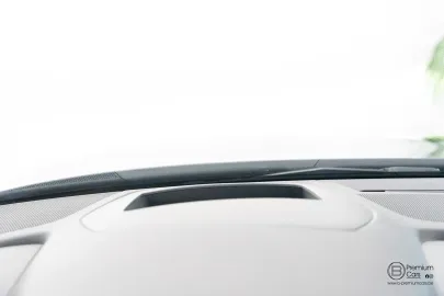 Car image 45