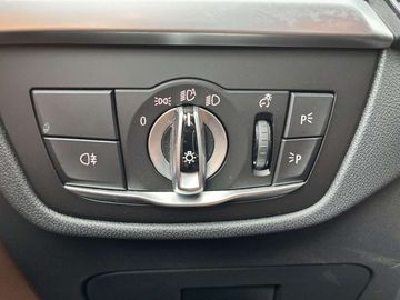 Car image 37