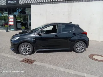 Car image 3