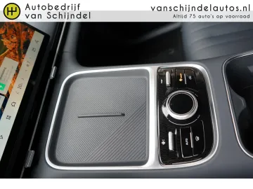 Car image 36