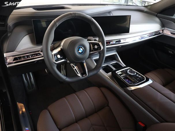 BMW 750e xDrive 360 kW image number 5