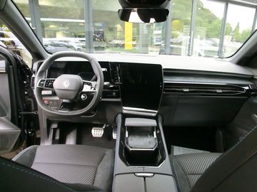 Car image 26