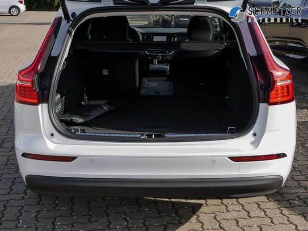 Volvo V60 Core 120 kW image number 12