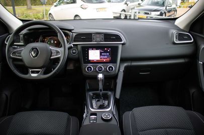 Car image 23