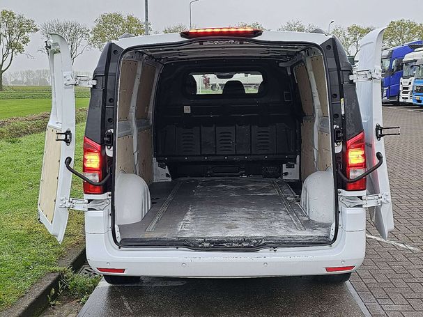 Mercedes-Benz Vito 116 120 kW image number 13