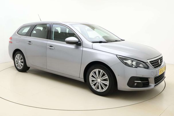 Peugeot 308 SW 1.2 PureTech Allure 81 kW image number 9