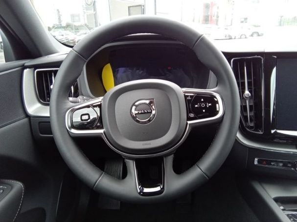 Volvo XC60 AWD Plus 293 kW image number 13