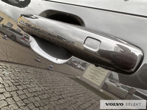 Volvo XC90 AWD 173 kW image number 30