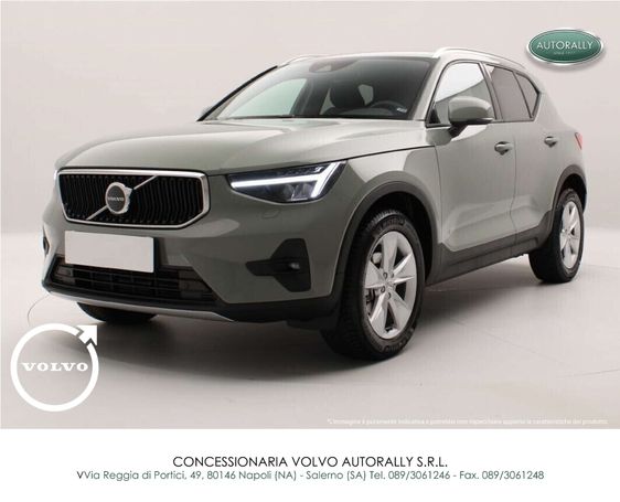 Volvo XC40 T2 Core 95 kW image number 1