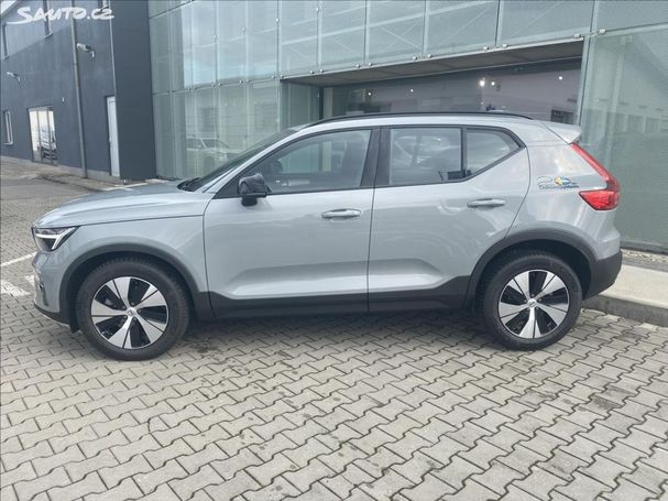 Volvo XC40 B3 Plus Dark 120 kW image number 5