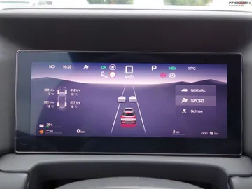 Car image 30