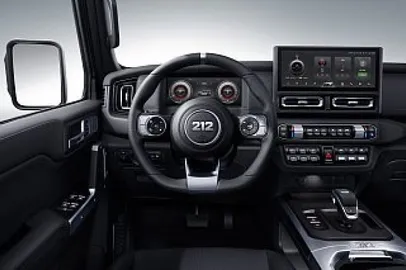 Car image 3