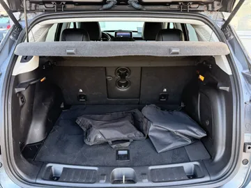 Car image 28