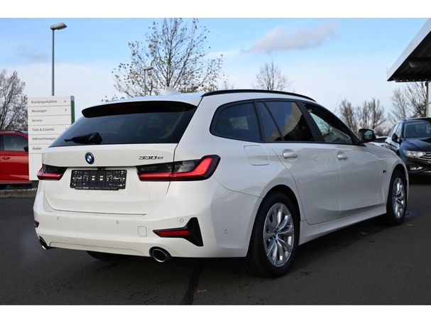 BMW 330 Touring 185 kW image number 11