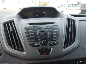 Car image 21