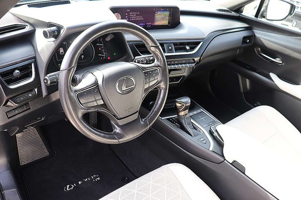 Lexus UX Executive Line 112 kW image number 11