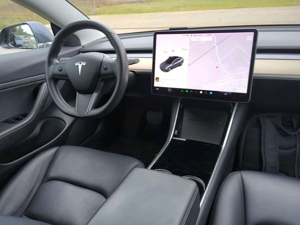 Tesla Model 3 60 Plus 340 kW image number 3