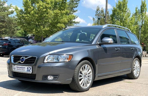 Volvo V50 D3 110 kW image number 1