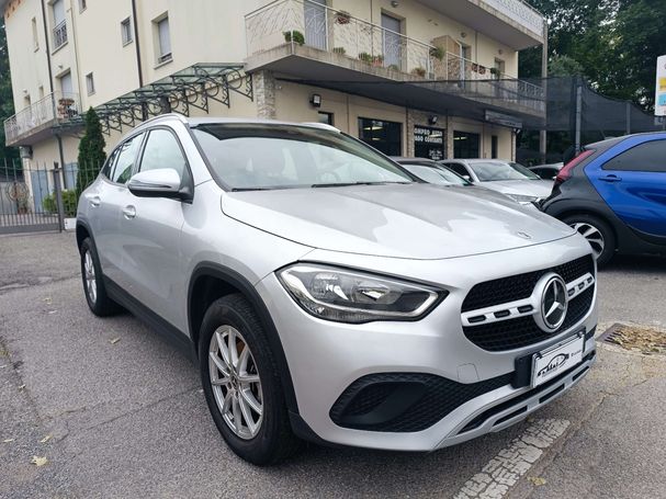 Mercedes-Benz GLA 180 100 kW image number 2