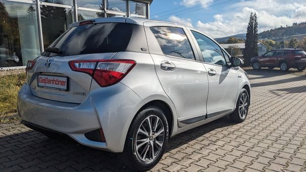 Toyota Yaris Hybrid Y20 Club 74 kW image number 3