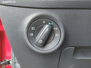 Car image 33