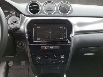 Car image 15