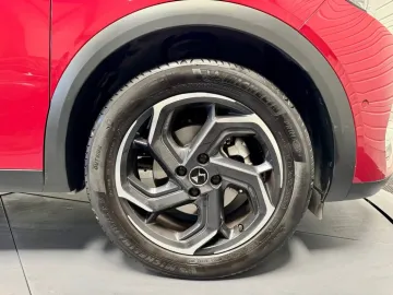 Car image 27