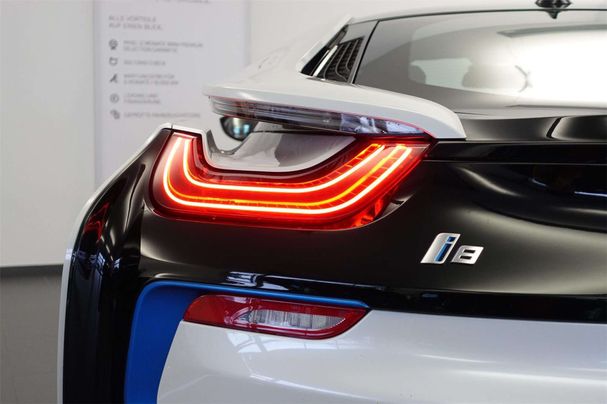 BMW i8 xDrive 170 kW image number 8