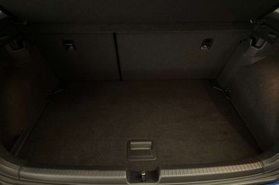 Car image 39