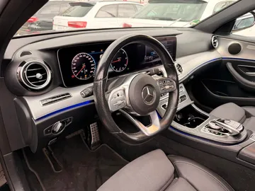 Car image 39