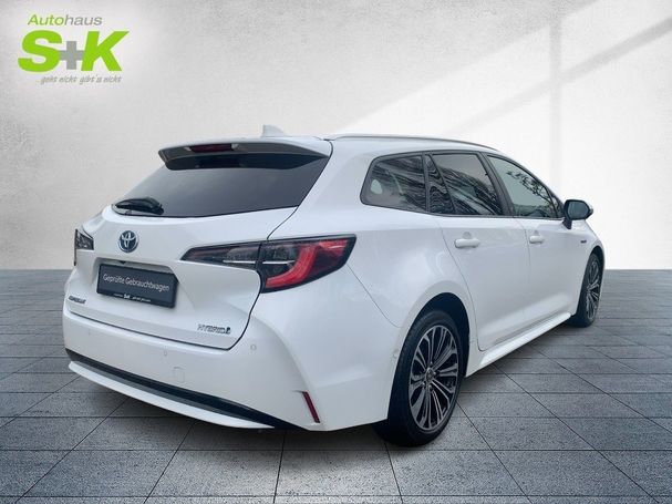 Toyota Corolla 1.8 Hybrid Touring Sports 90 kW image number 3