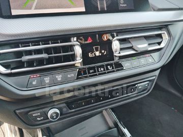 Car image 38