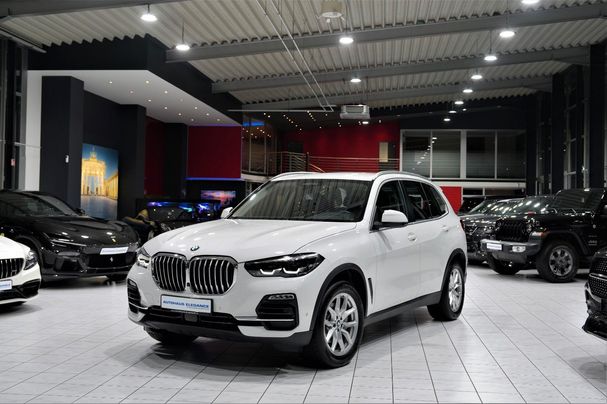 BMW X5 xDrive40i 250 kW image number 1