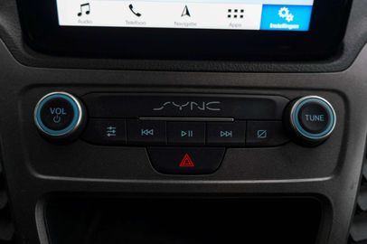 Car image 31