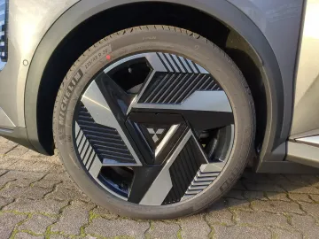 Car image 41