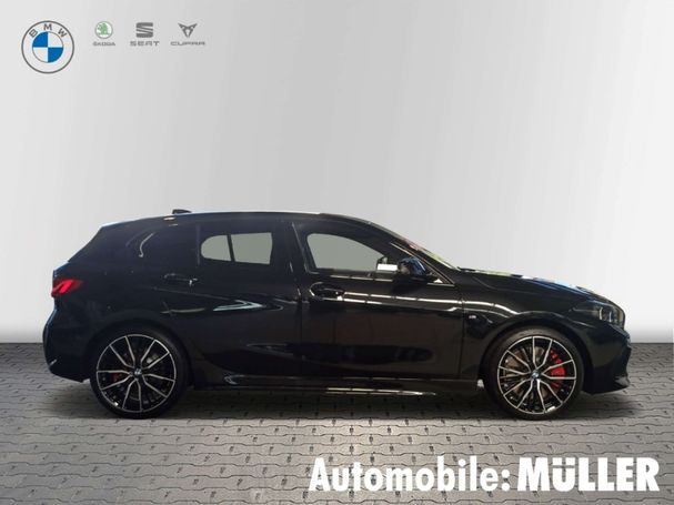 BMW 118i M Sport 103 kW image number 3