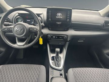 Car image 11