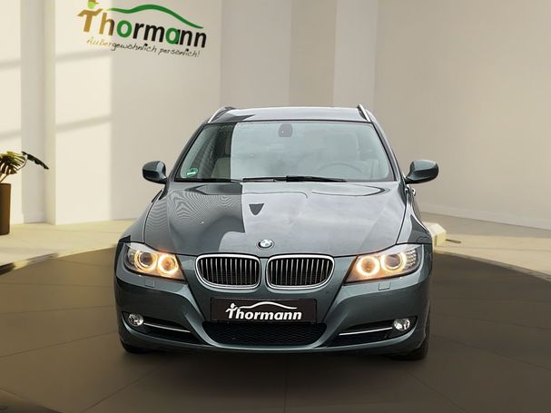 BMW 320i Touring 125 kW image number 6