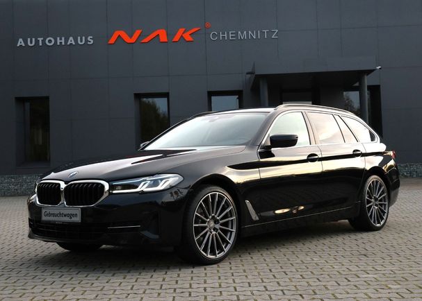 BMW 520i Touring 135 kW image number 1