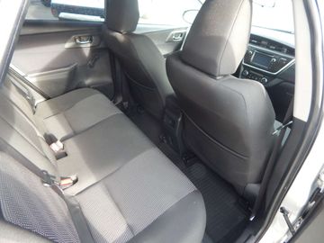 Car image 13